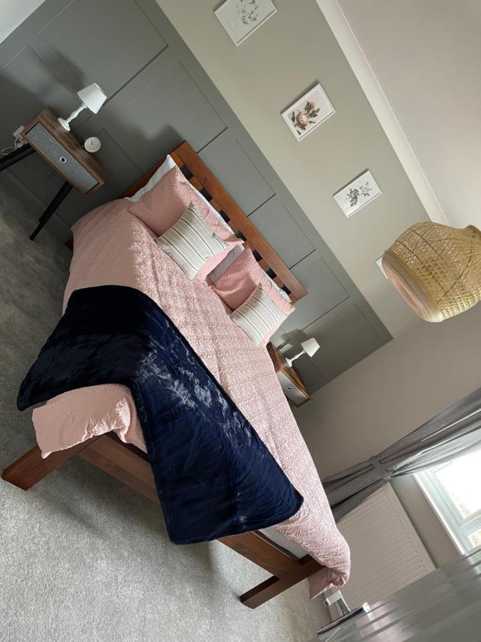 Lovely Flat Set In Parish Boundary Of Instowアパートメント エクステリア 写真